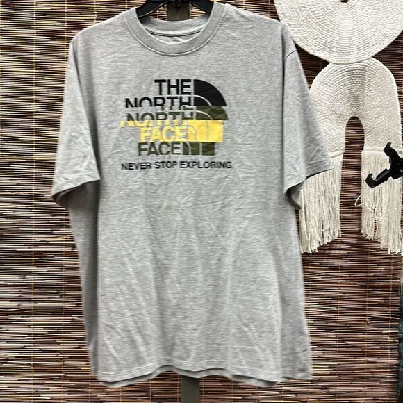 The North Face Coordinates Graphic Boyfriend T-Shirt - Tnf Light Grey Heather Si - Picture 2 of 3